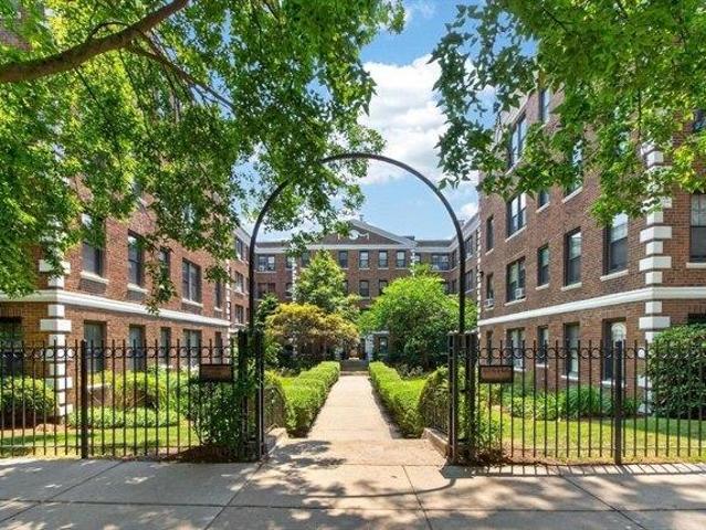 2 bedroom, Boston MA 02215 105578580