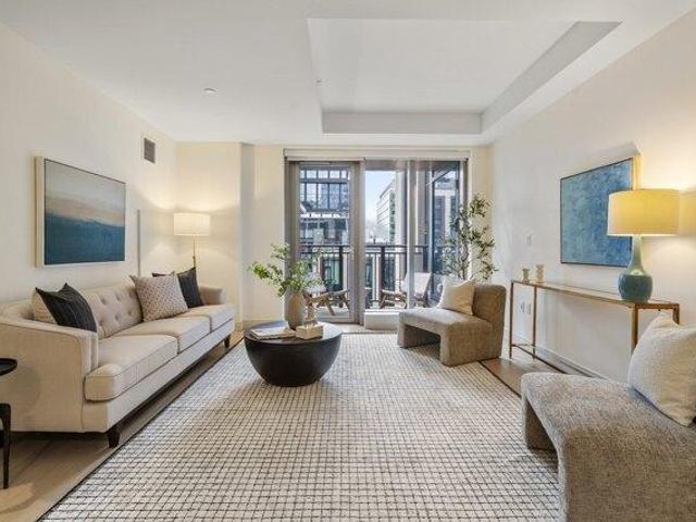 2 bedroom, Boston MA 02210 105560230