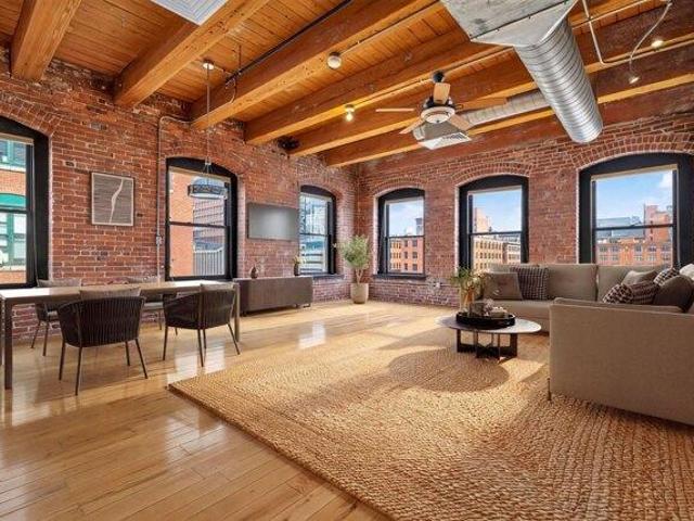 2 bedroom, Boston MA 02210 105574119