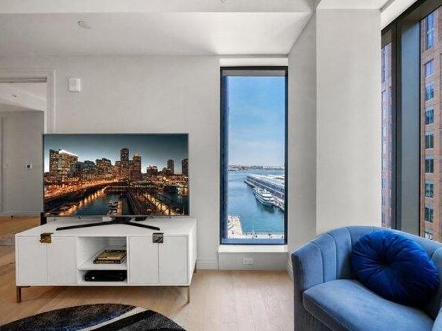 2 bedroom, Boston MA 02210 105579425
