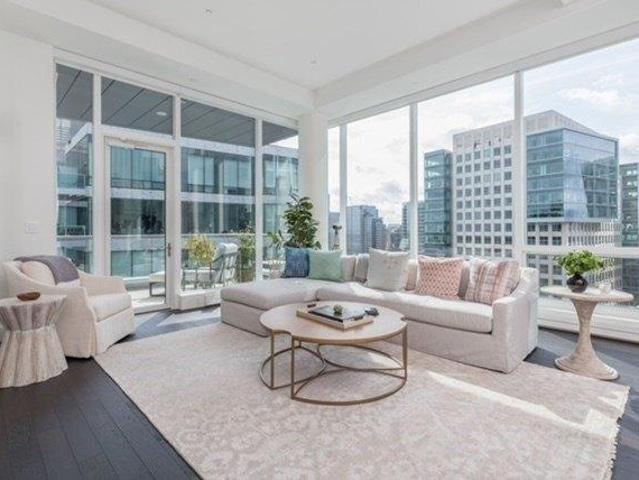 2 bedroom, Boston MA 02210 105613268