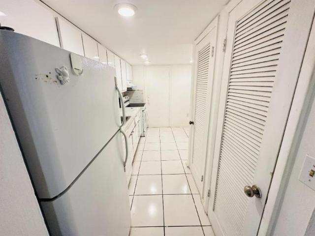 2 bedroom, Bay Harbor Islands FL 33154 LS105734499