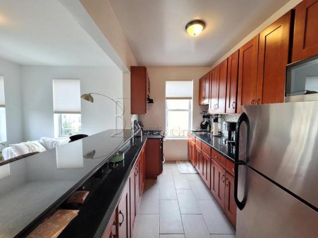 2 bedroom, BAYSIDE NY 11361 LS96517938