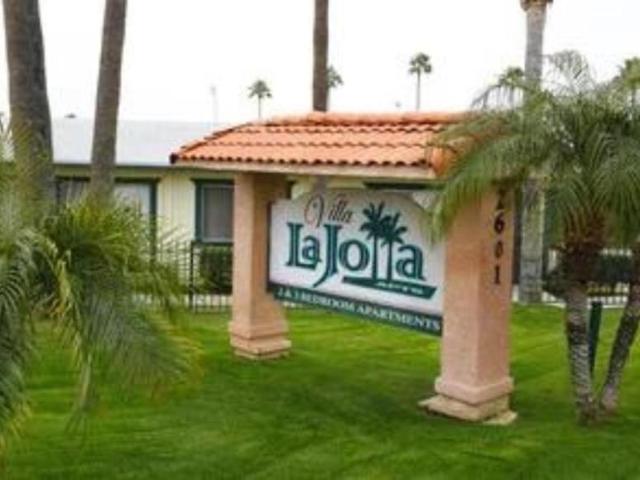 2 bedroom, Bakersfield CA 93306 103366236