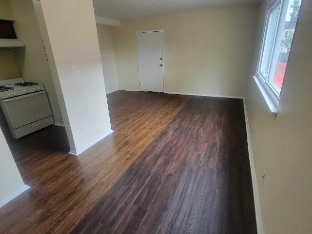 2 bedroom, Baltimore MD 21215 93144104