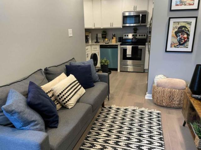 2 bedroom, Baltimore MD 21223 104981685