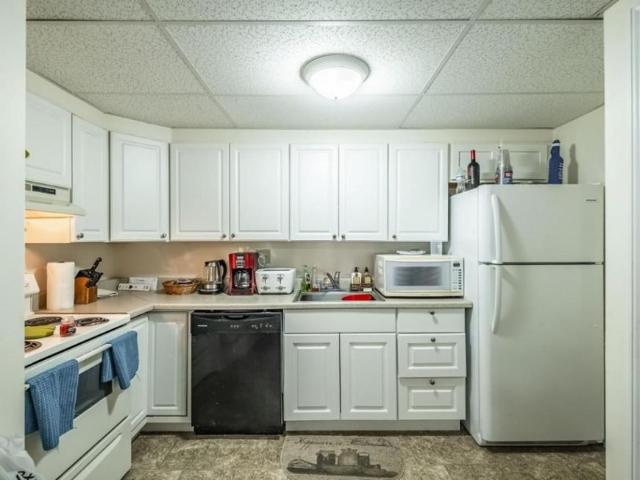2 bedroom, Bangor ME 04401 103940385