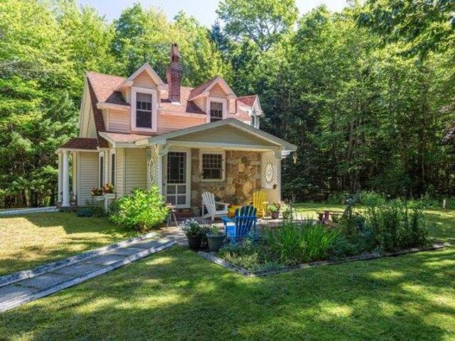 2 bedroom, Bar Harbor ME 04609 104946507