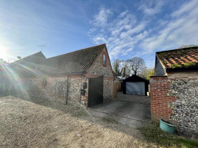 2 bedroom barn to rent