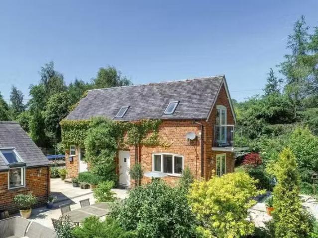 2 bedroom barn conversion for rent in Kniveton, Ashbourne, DE6