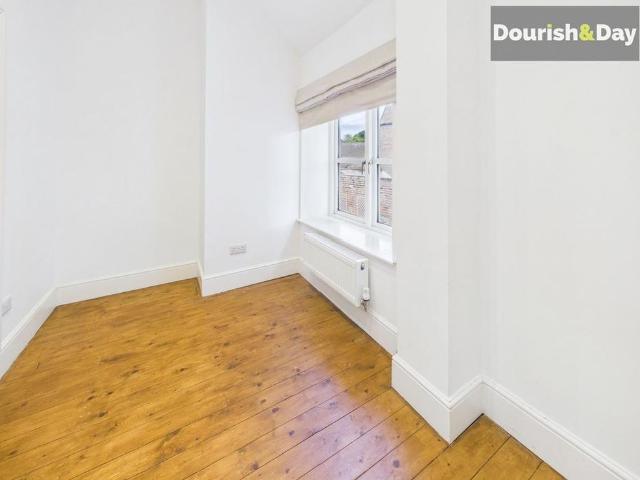 2 bedroom barn conversion to rent