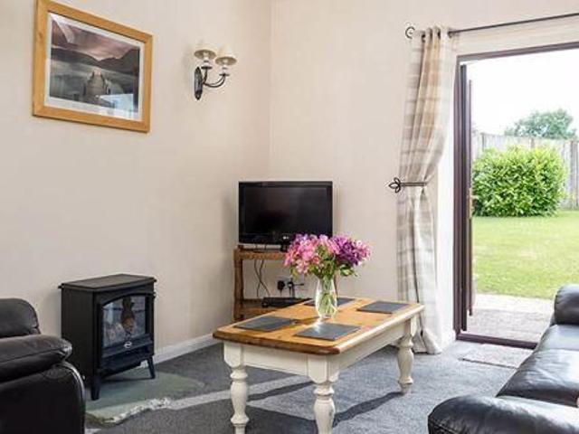 2 bedroom barn conversion to rent