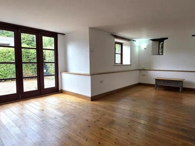 2 bedroom barn conversion to rent