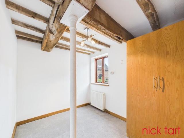 2 bedroom barn conversion to rent