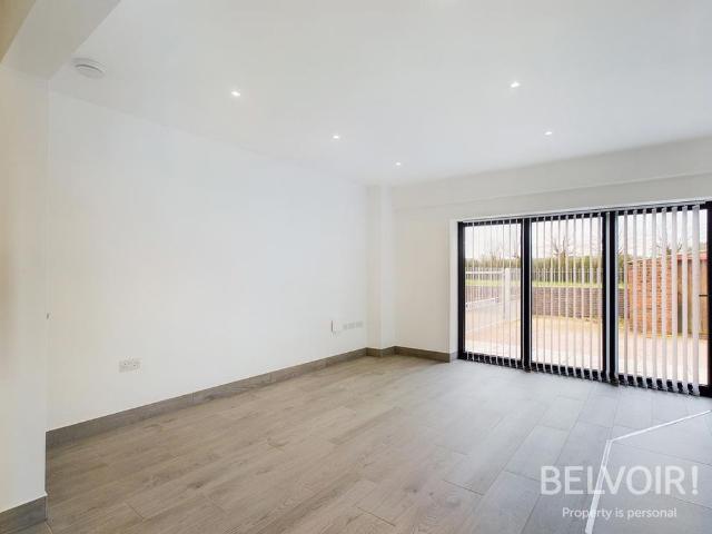 2 bedroom barn conversion to rent