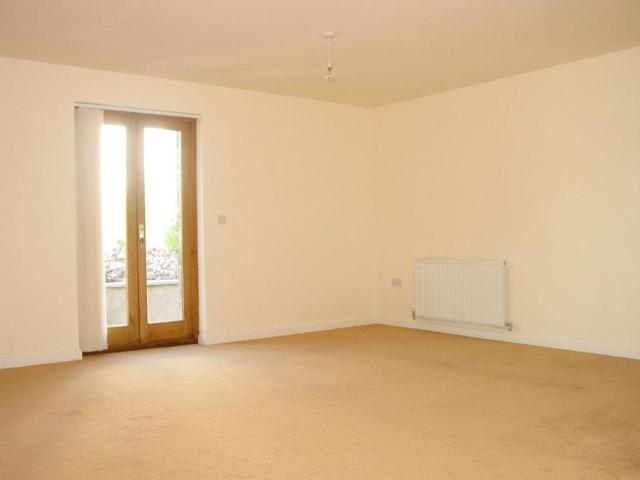 2 bedroom barn conversion to rent