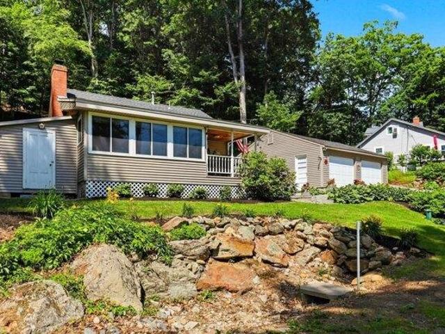 2 bedroom, Barnstead NH 03225 105493280