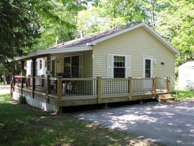 2 bedroom, Bartlett NH 03838 105441641