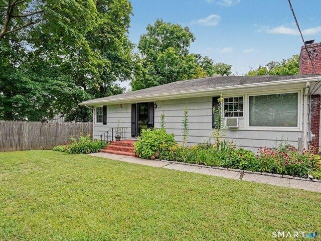 2 bedroom, Bethel CT 06801 105441696