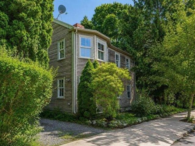 2 bedroom, Beverly MA 01915 105426021