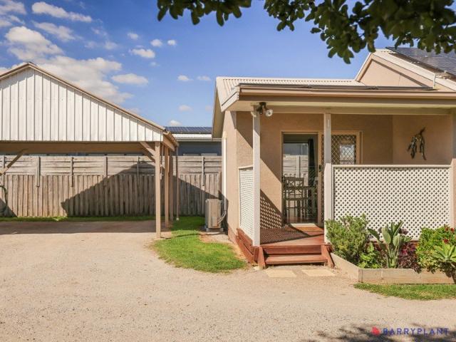 2 Bedroom Beachside Gem Walk to the Surf