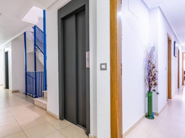 2 Bedroom beautiful apartment with underground car space for rent in Torrevieja