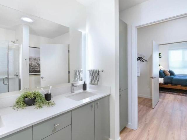 2 bedroom, Beaverton OR 97005 104013497