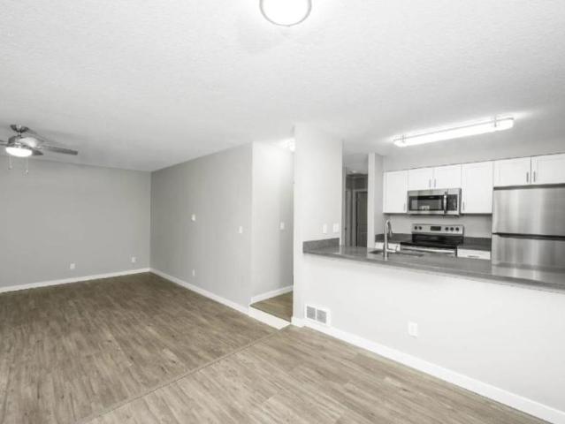 2 bedroom, Beaverton OR 97005 104818019