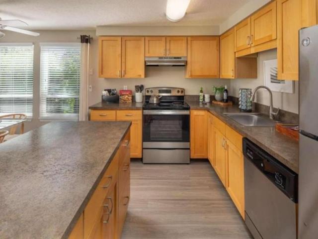 2 bedroom, Beaverton OR 97008 102200247