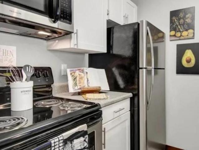2 bedroom, Beaverton OR 97003 101258296