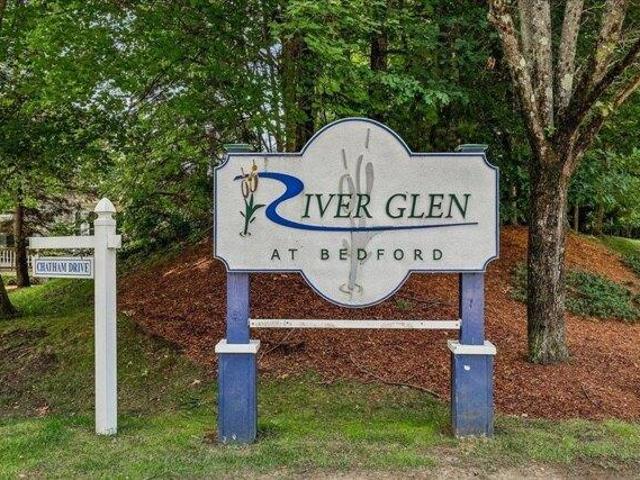 2 bedroom, Bedford NH 03110 104330230