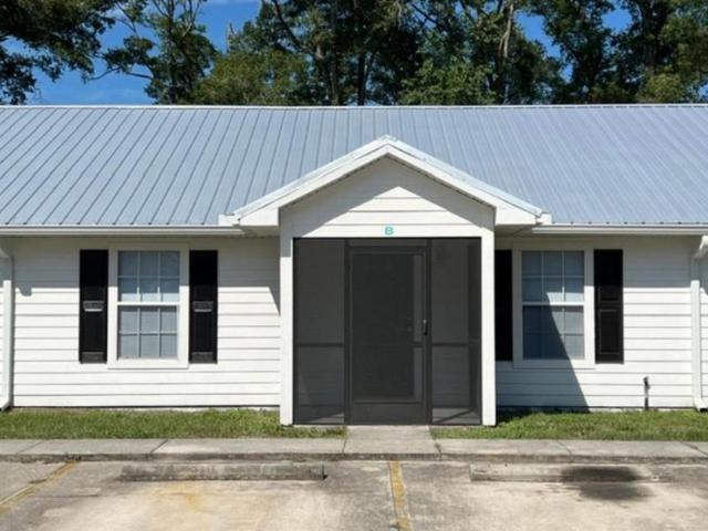 2 bedroom, Bell FL 32619 105989200