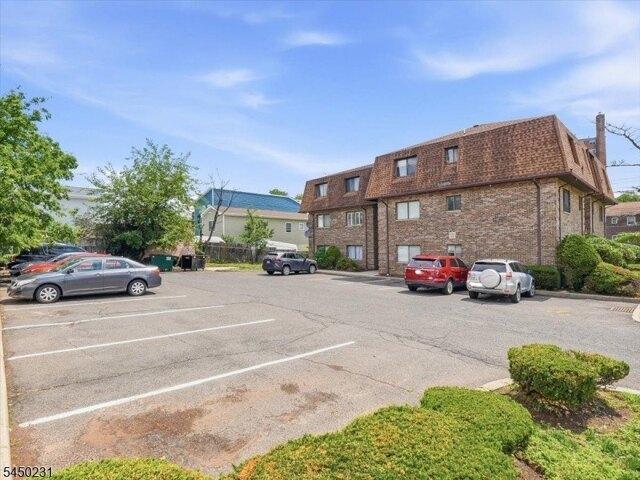 2 bedroom, Belleville NJ 07109 105278663