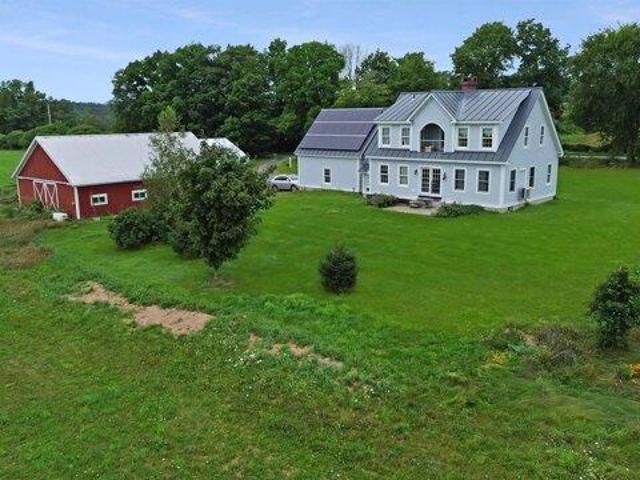 2 bedroom, Benson VT 05743 105549319