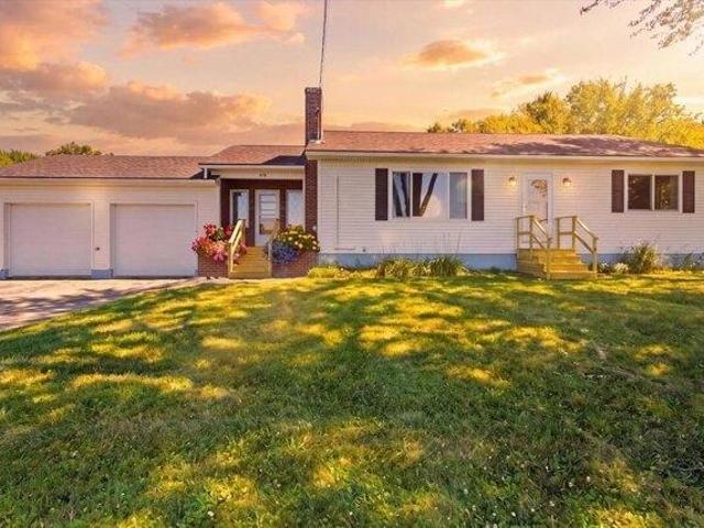 2 bedroom, Benton ME 04901 105788779