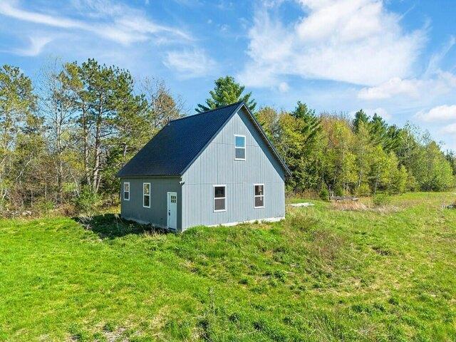 2 bedroom, Benton ME 04901 105816292