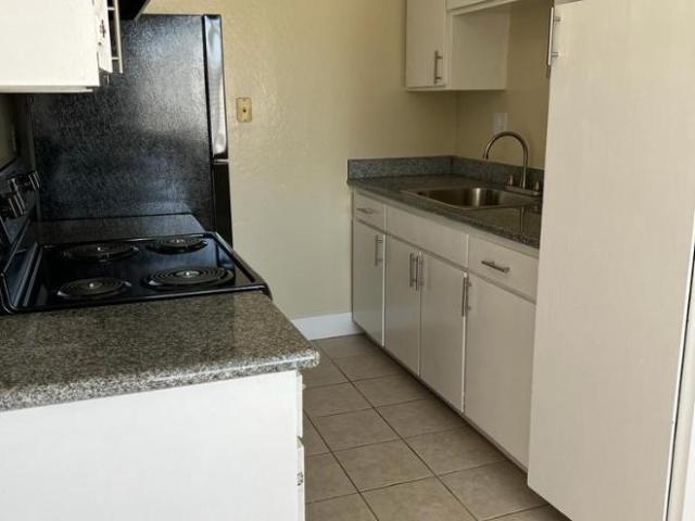 2 bedroom, Berkeley CA 94704 103282764
