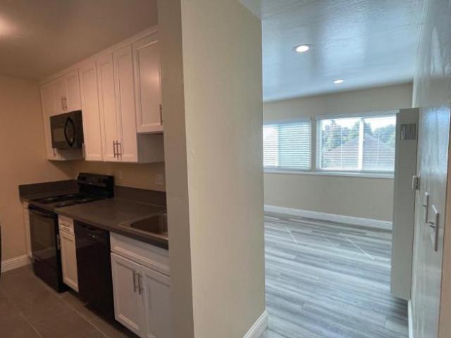 2 bedroom, Berkeley CA 94704 LS103591087