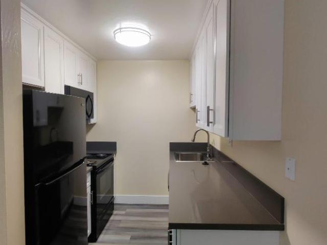 2 bedroom, Berkeley CA 94704 LS105698786