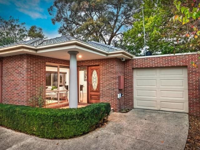 2 Bedroom Apartment Blackburn VIC 102758915