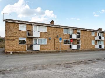 2 bedroom flat for sale