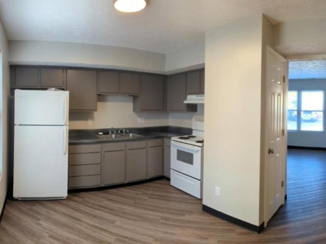 2 bedroom, Bloomington IN 47404 105778729