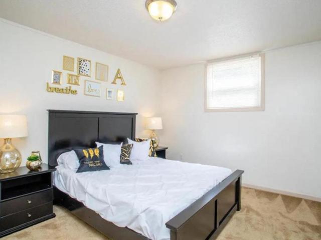 2 bedroom, Bloomington IL 61704 105671580