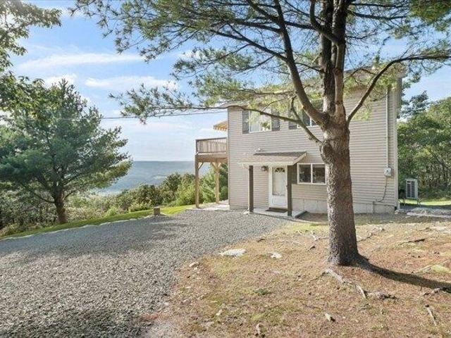2 bedroom, Bloomingburg NY 12721 105289680