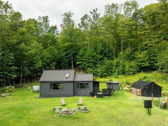 2 bedroom, Bradford VT 05033 105610770