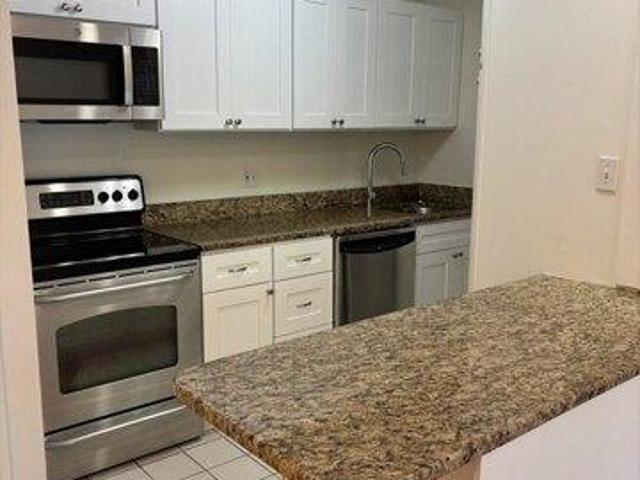 2 bedroom, Braintree MA 02184 104513564