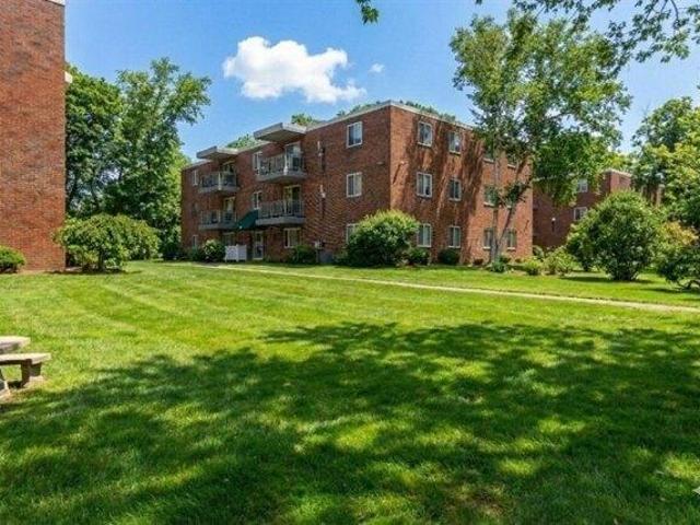 2 bedroom, Braintree MA 02184 104791570
