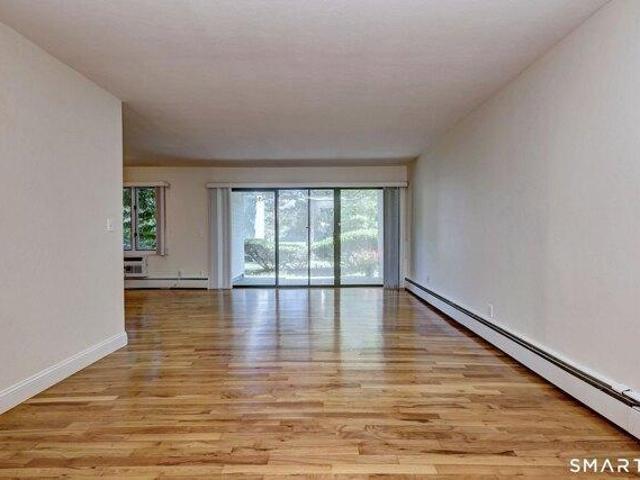2 bedroom, Branford CT 06405 104759469