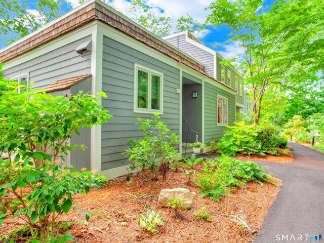 2 bedroom, Branford CT 06405 105474136