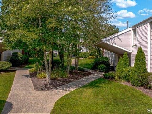 2 bedroom, Branford CT 06405 105557617